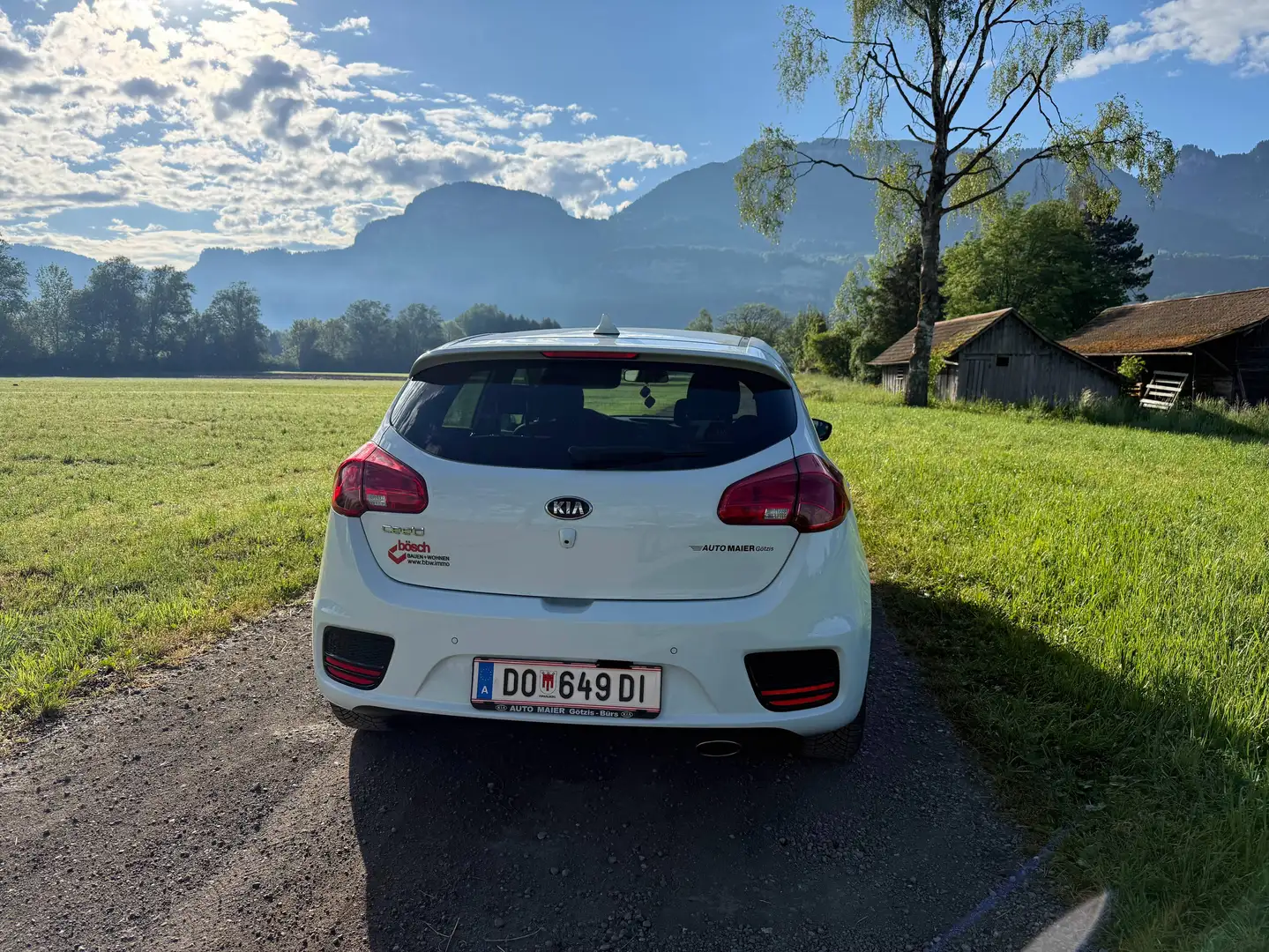 Kia Ceed / cee'd cee'd 1,4 MPI Silber Silber Weiß - 2