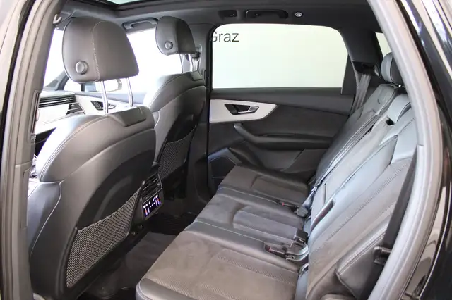 Audi Q7 50 TDI quattro S line Ansicht 8