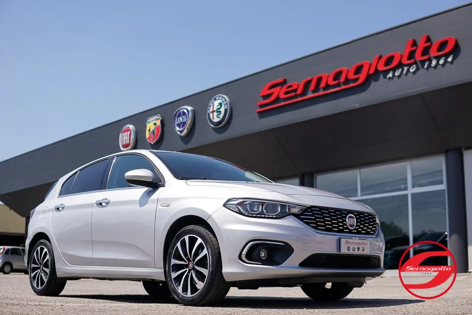 Fiat Tipo 5p 1.3 95cv Lounge | NEOPATENTATI | CERCHI 17" Grigio - 1
