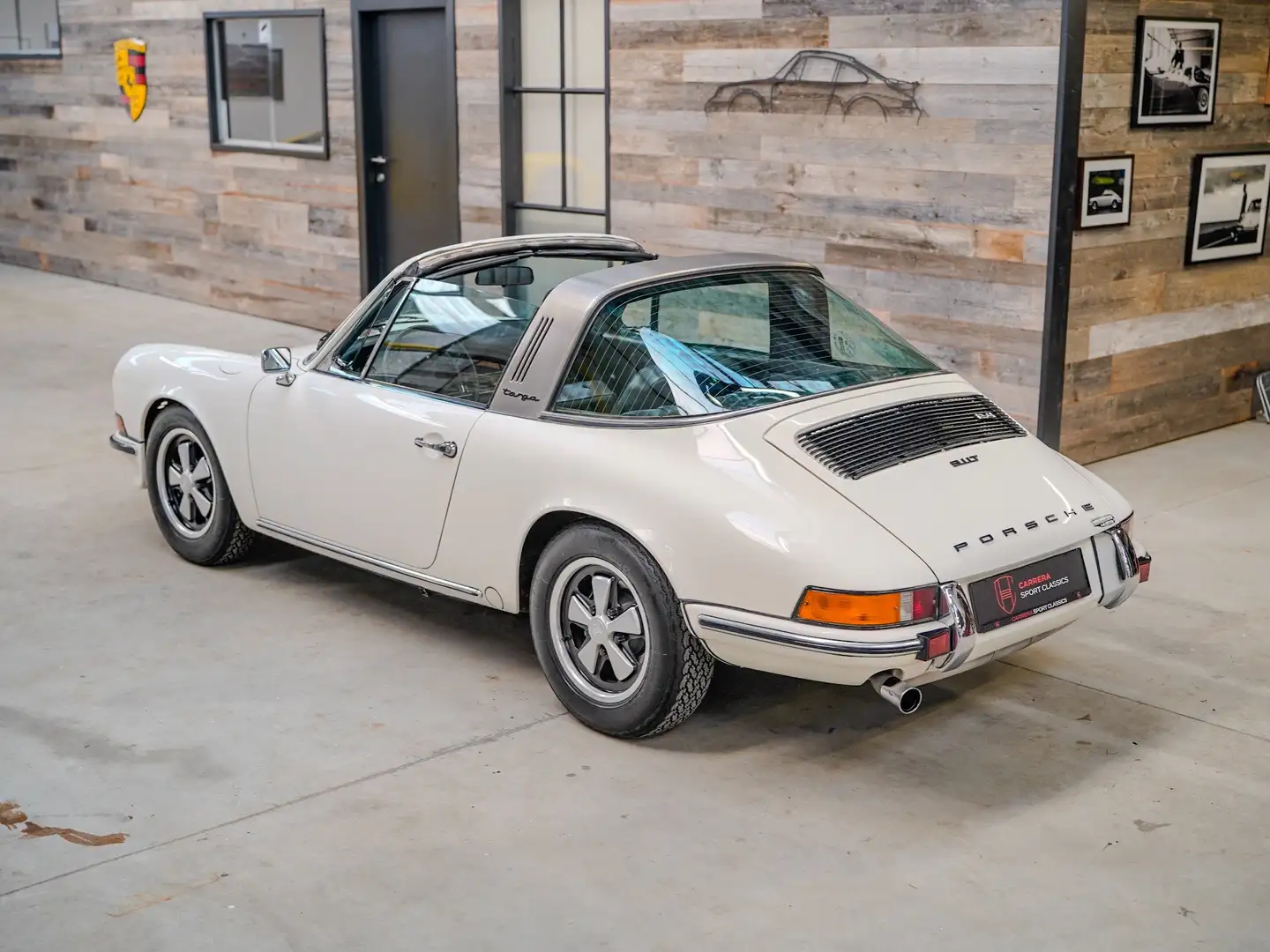 Porsche 911 911 2.4 T Targa - Original - EU Car - Unrestored Bianco - 1