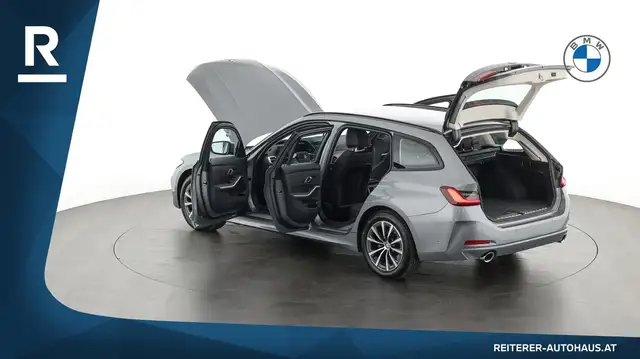 BMW 3 Series view 10