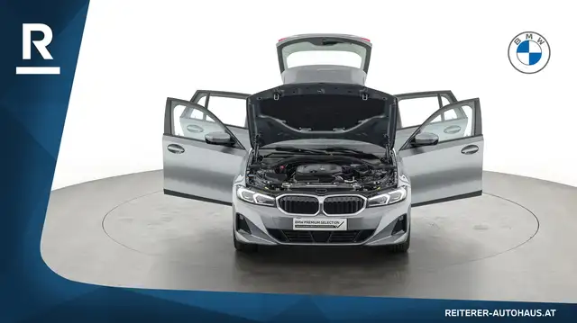 BMW 3 Series view 8