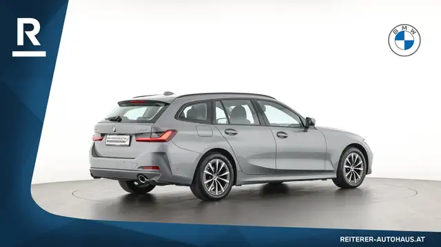 BMW 3 Series view 6