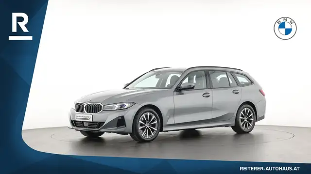 BMW 3 Series view 3