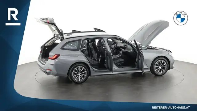 BMW 3 Series view 12