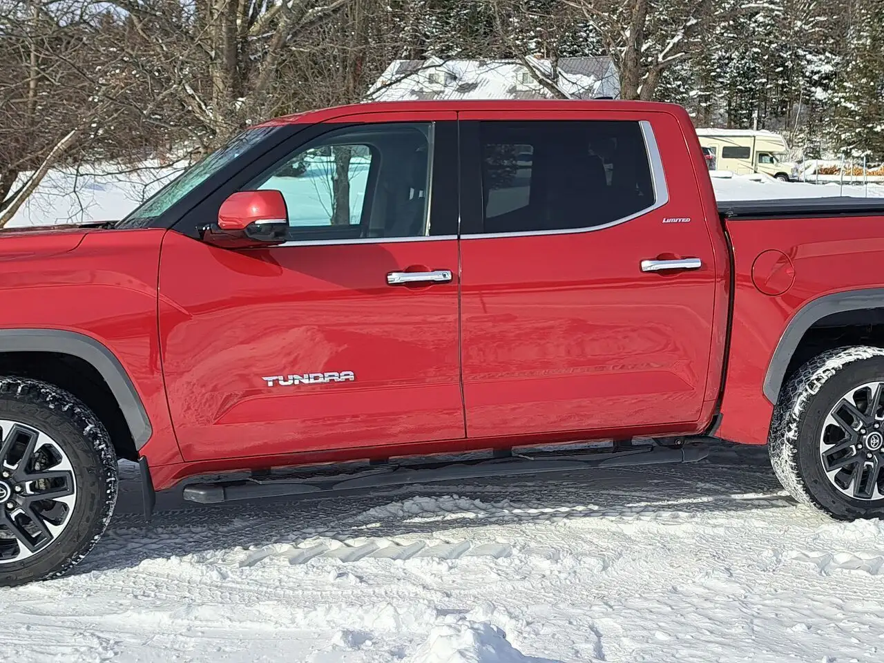 Toyota Tundra снимка Toyota Tundra