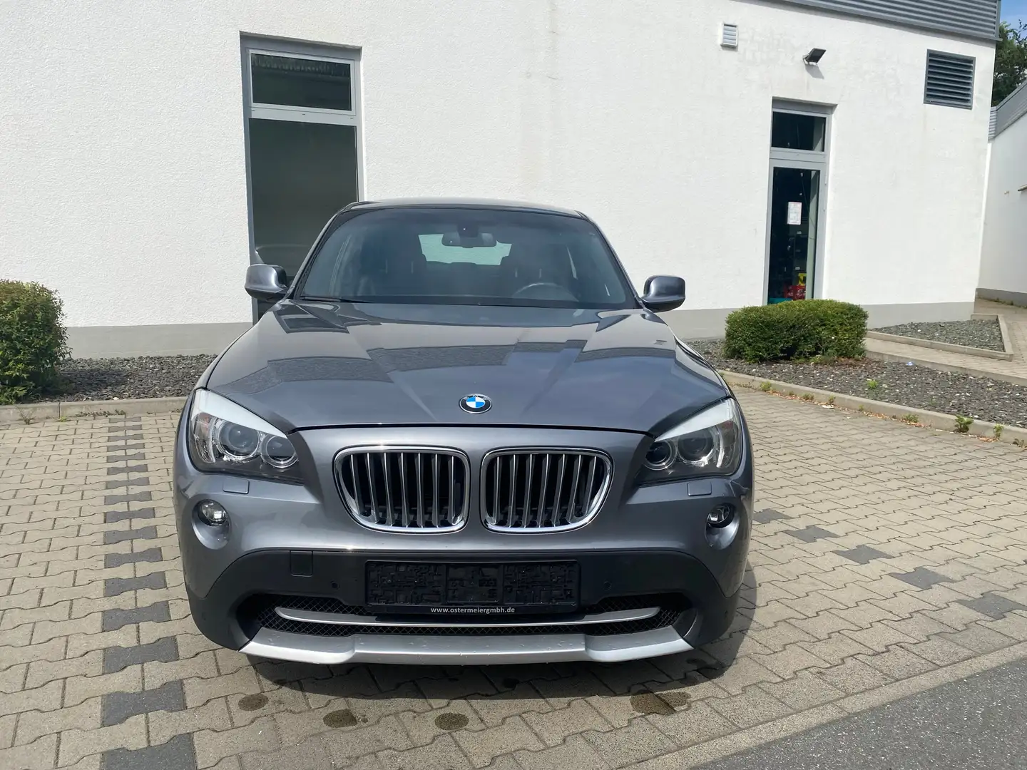 BMW X1 xDrive23d Aut. / Klima / 131tkm Grigio - 2