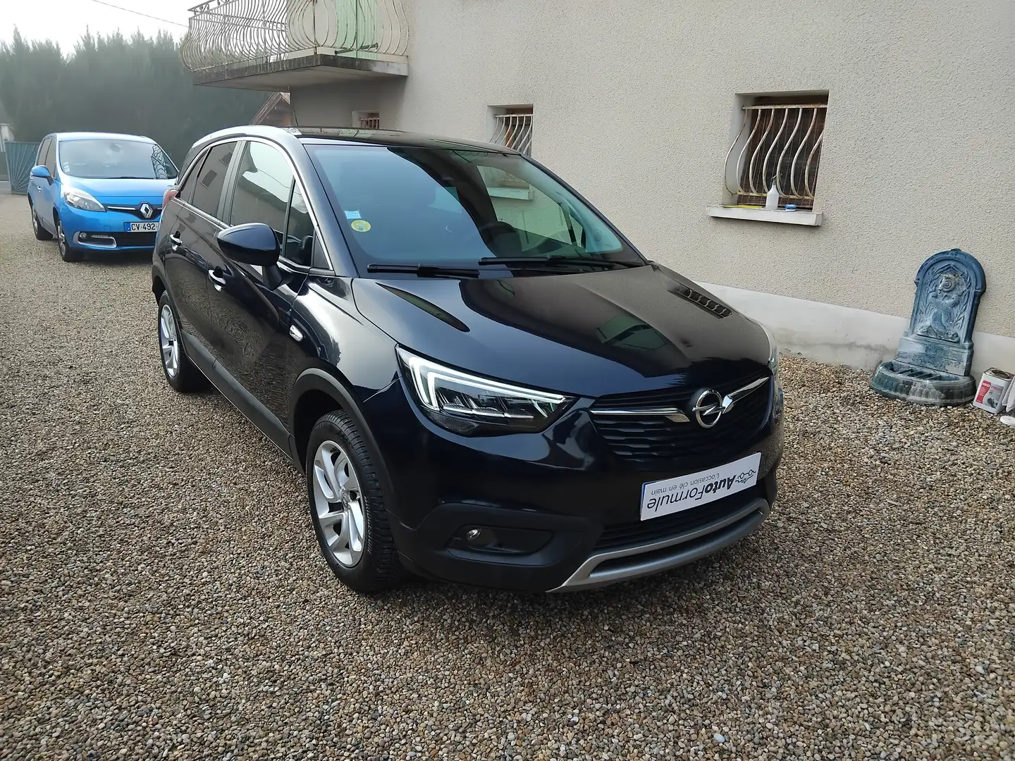 Opel Crossland X 1.5 Diesel 120ch Business Elegance Boite auto 2020 Bleu - 1