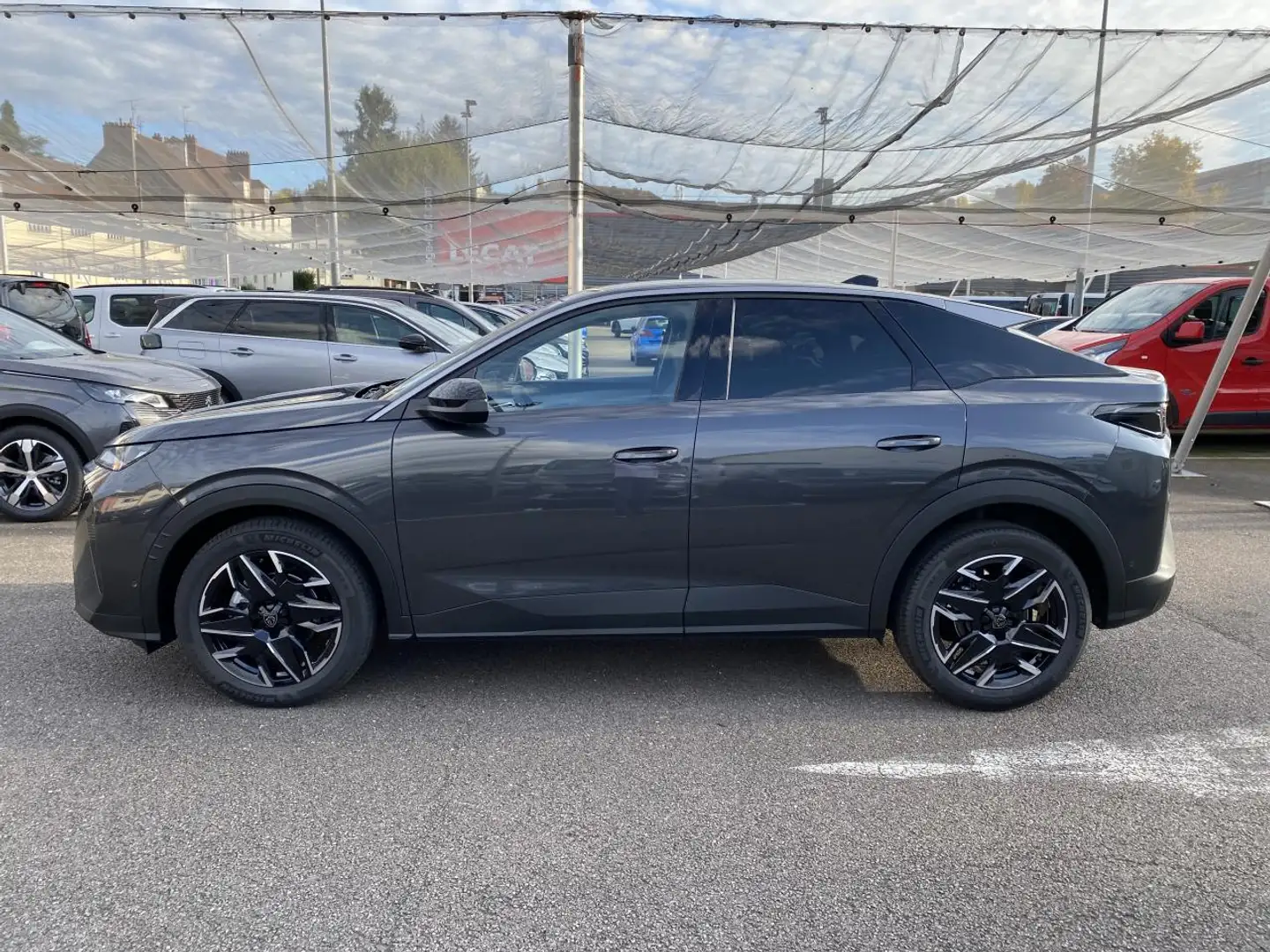 Peugeot 3008 III 1.2 HYBRID 145 ALLURE E-DCS6 PACK PANORAMIC NAVIGATION / 360° / DRIVE ASSIST Gris - 2