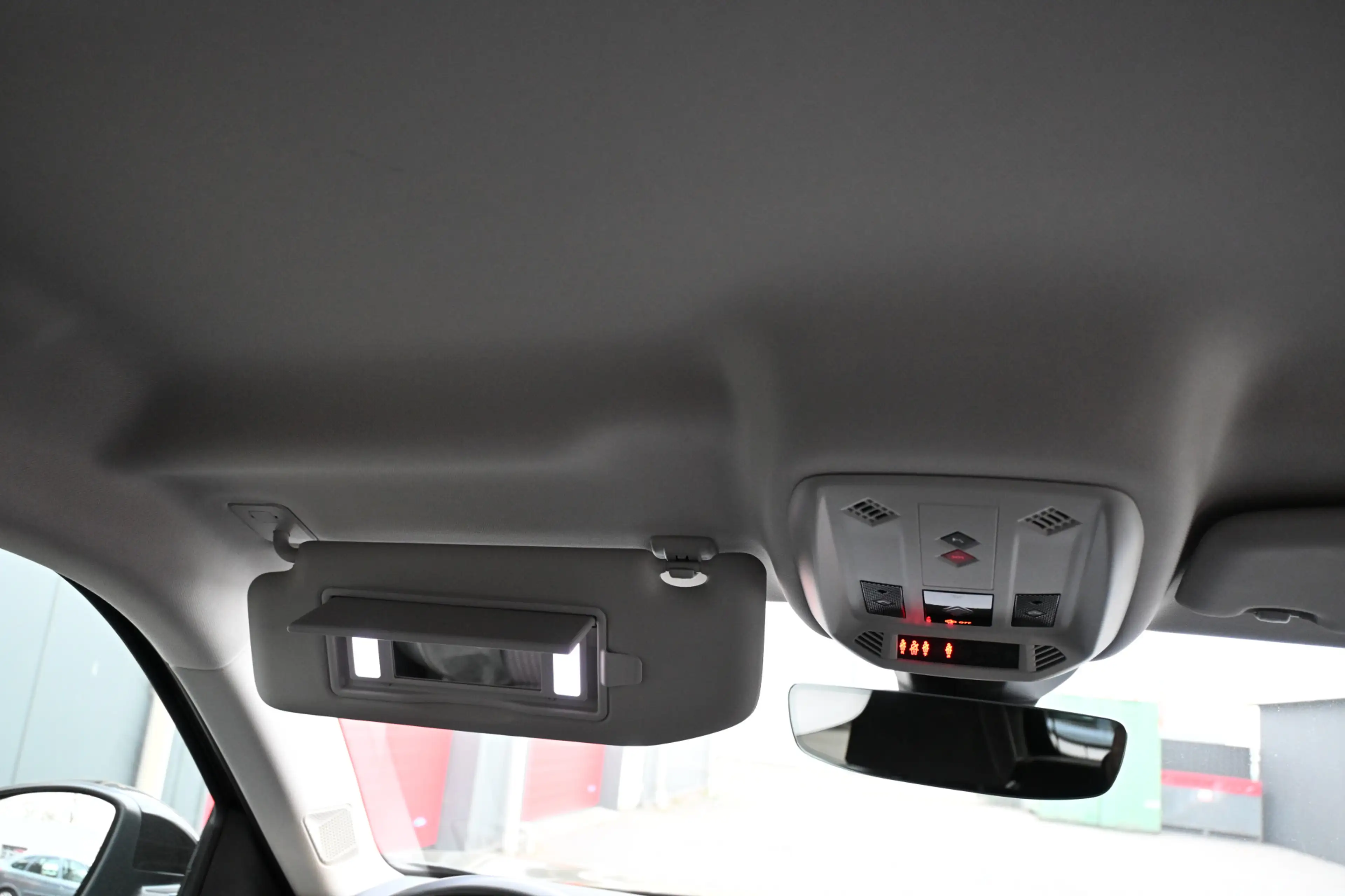 DS Automobiles DS 3 1.2 PureTech Performance Line trekhaak camera — photo 33