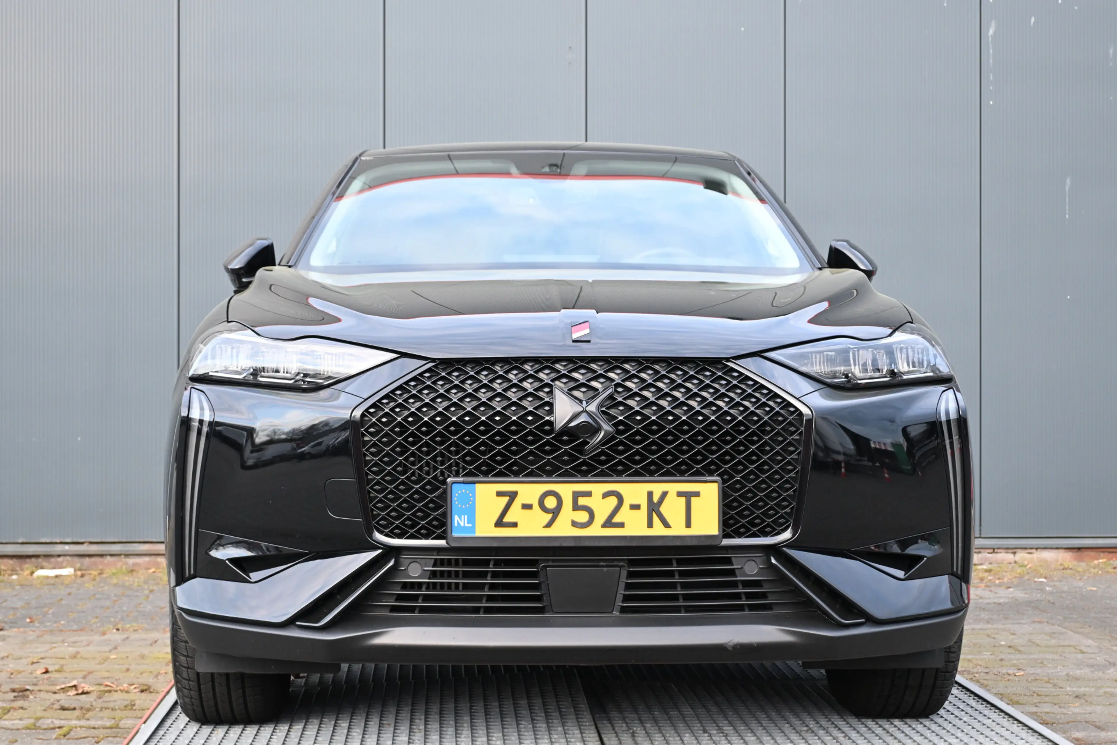 DS Automobiles DS 3 1.2 PureTech Performance Line trekhaak camera — photo 8