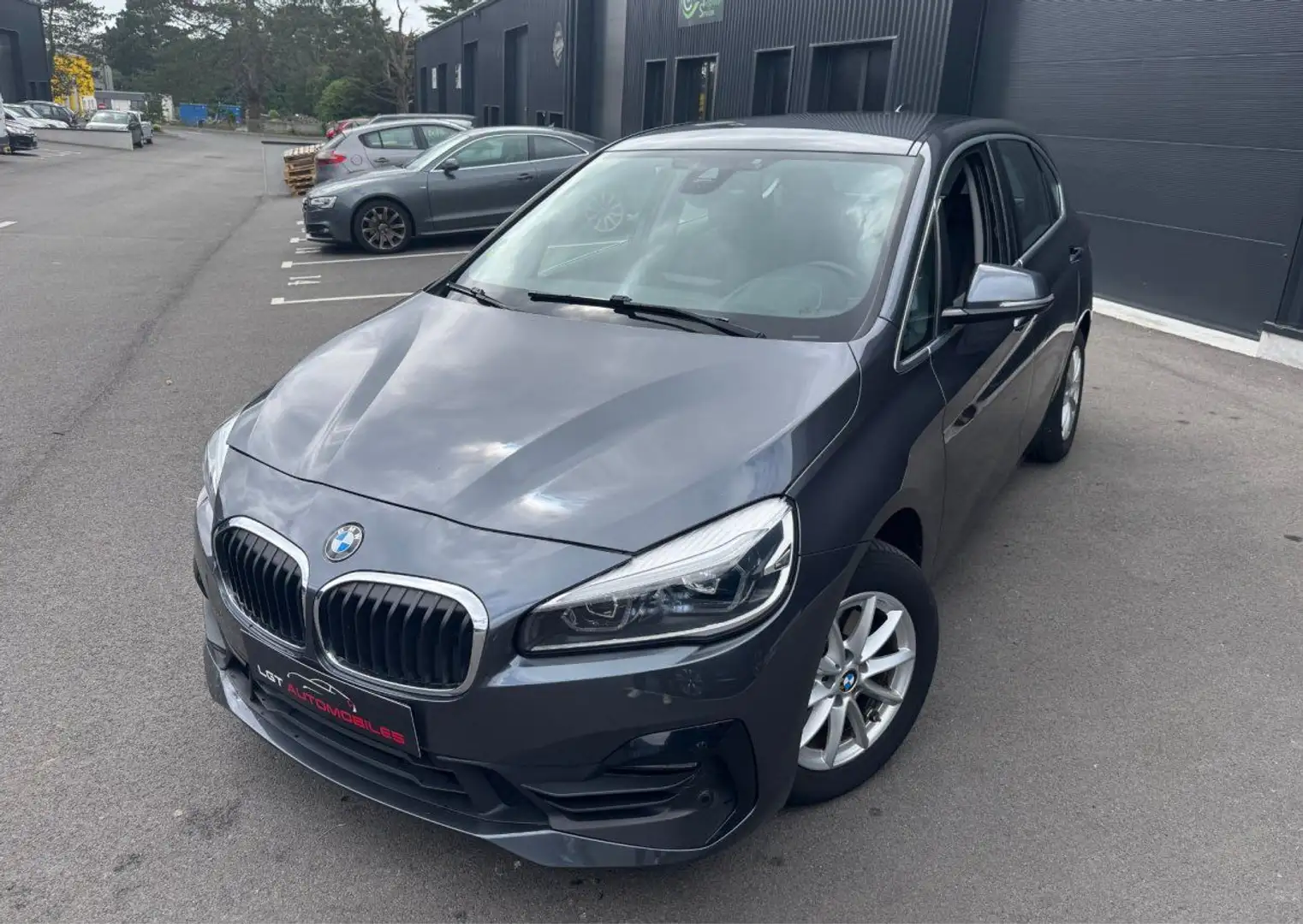 BMW 218 218d xDrive 150ch Lounge - 2