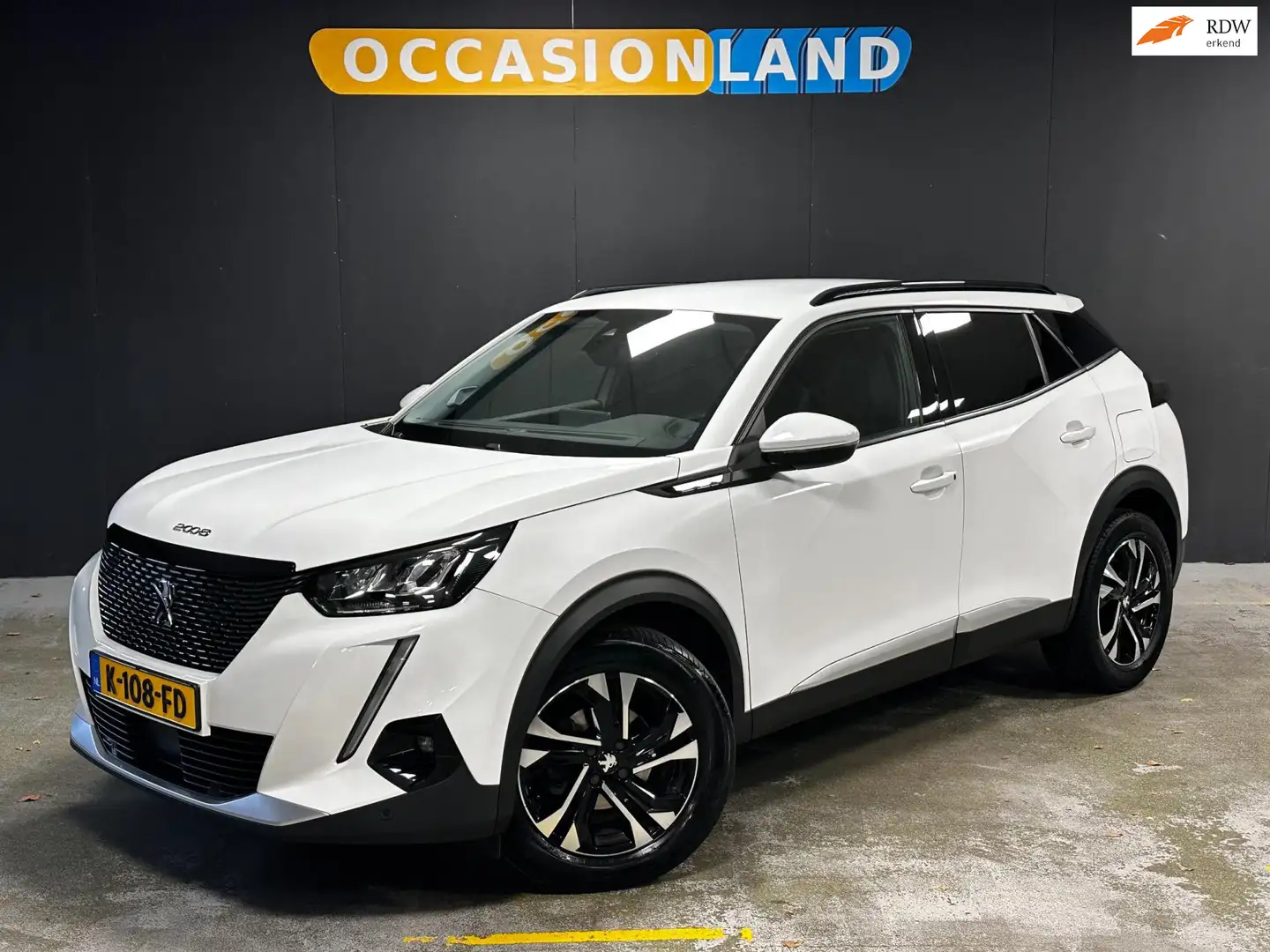 Peugeot 2008 1.2 PureTech Allure|LED|360CAM|KEYLESS|CARPLAY|NAV Blanc - 1