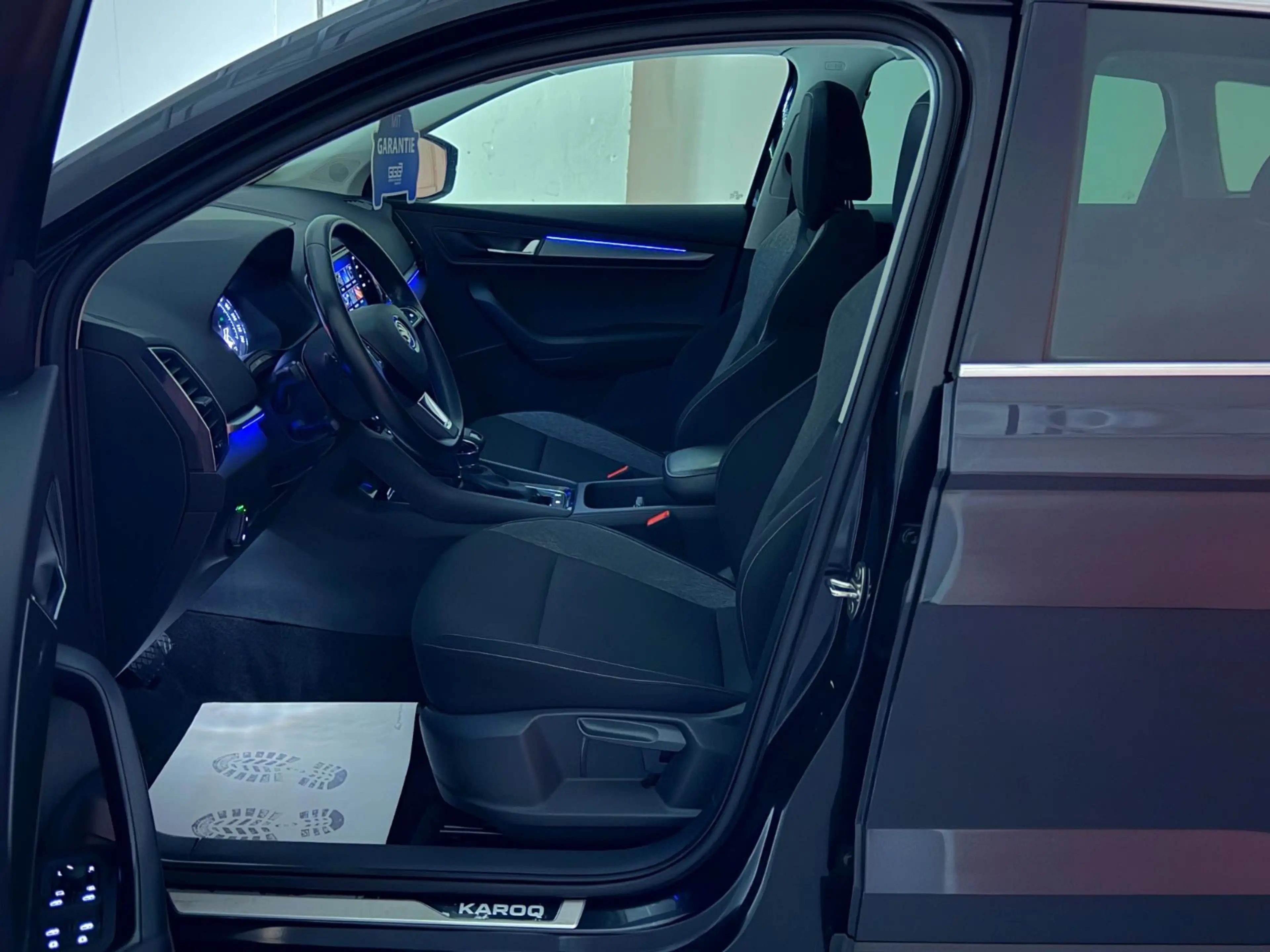 Skoda Karoq TDI DSG|LED|Navi|Kamera|ACC|Carplay|Asisst — photo 11