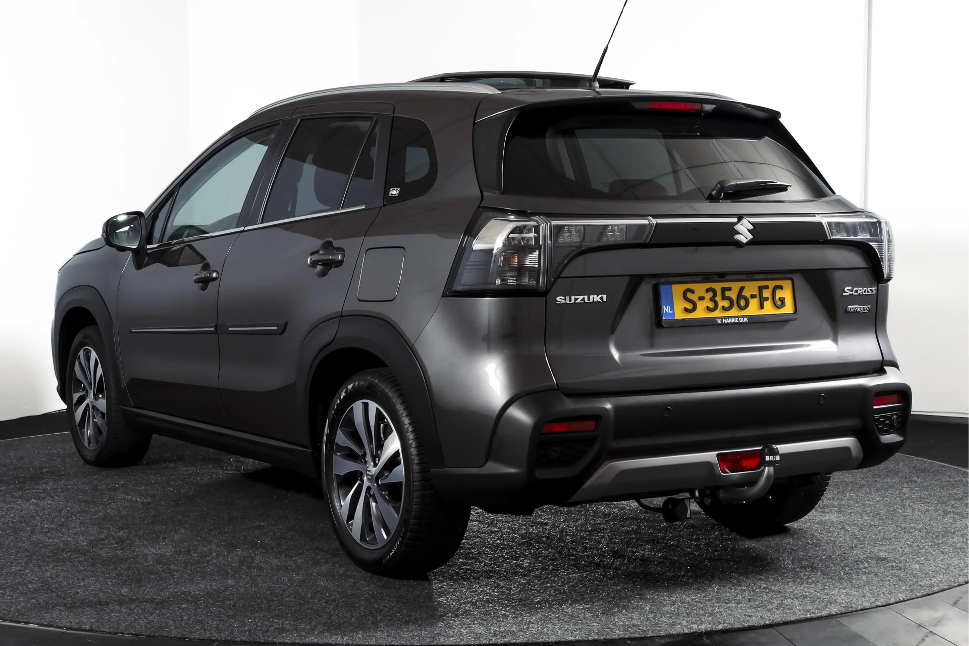 Suzuki S-Cross 1.5 Hybrid Style Orig. NL | S/K-Panodak | Adapt. C — photo 25