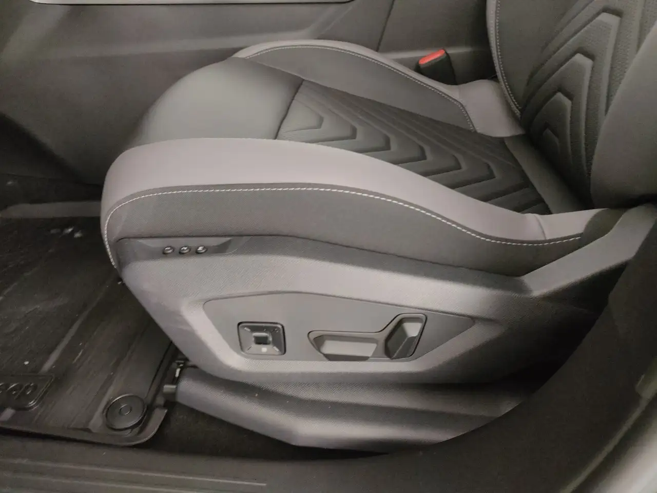 Jeep Compass 2026 — фото 14