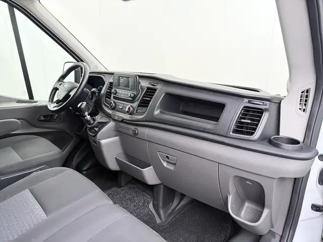 Ford Transit view 9