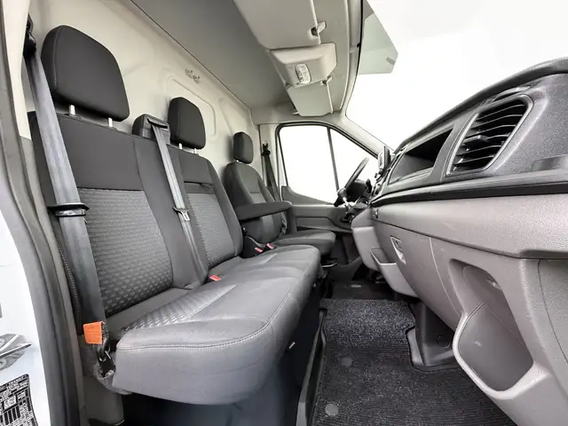 Ford Transit view 10