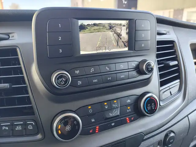 Ford Transit view 11