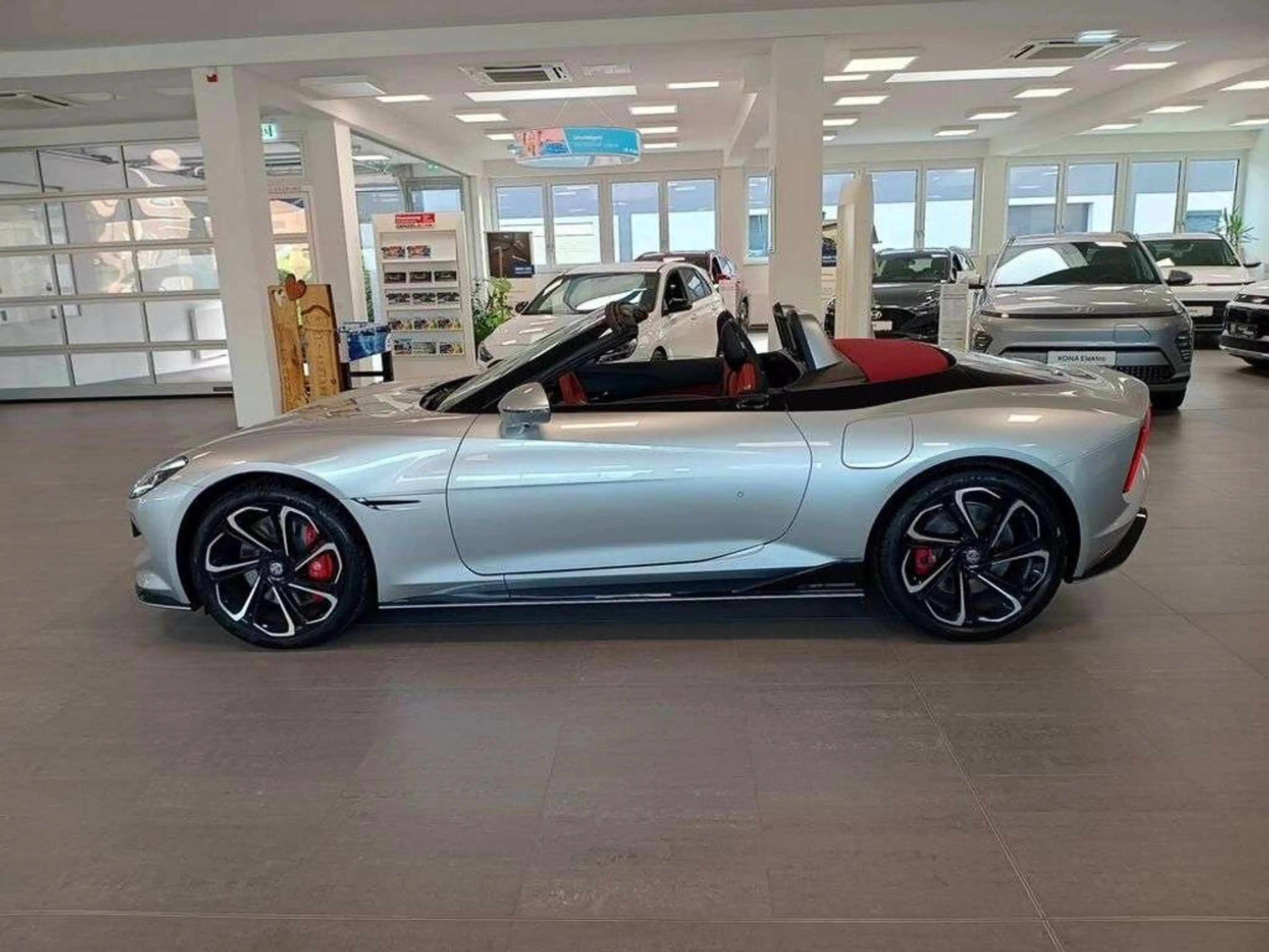 MG Cyberster GT 77kWh *LED*ACC*BOSE*Navi* — photo 9