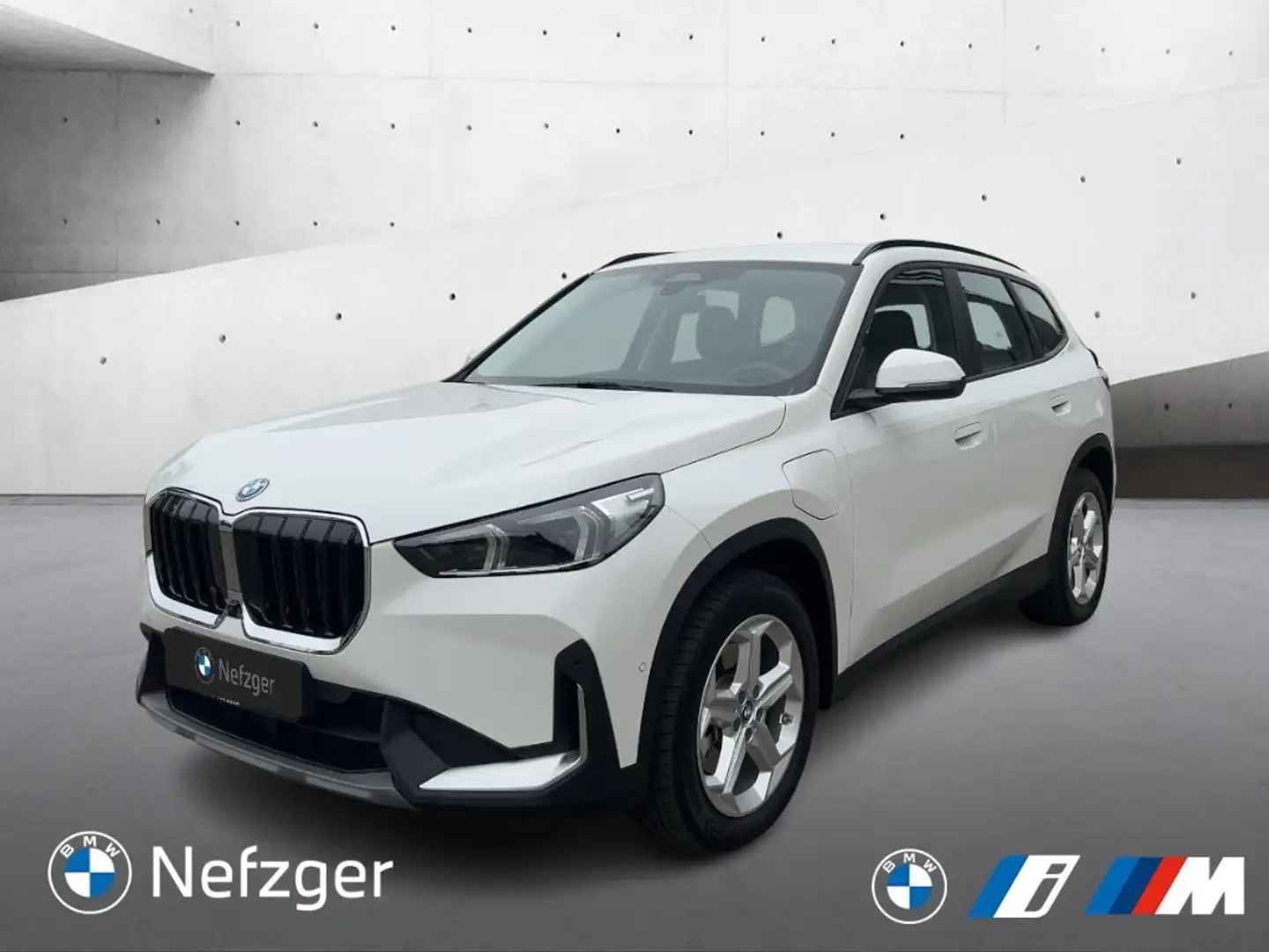 BMW X1 xDrive25e HUD LiveCockpitProf Adap.-LED 360° Weiß - 1