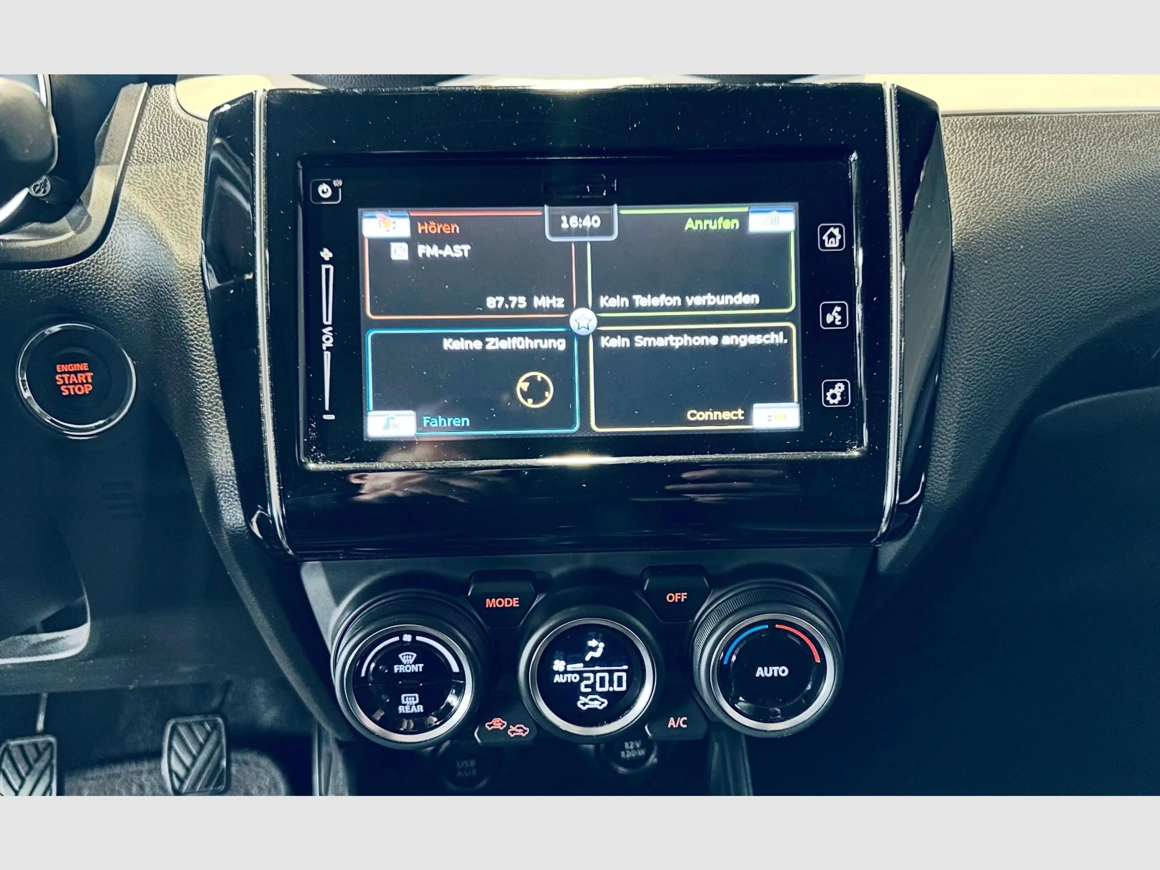 Suzuki Swift SWIFT COMFORT DUALJET MILD-HYBRID — photo 11
