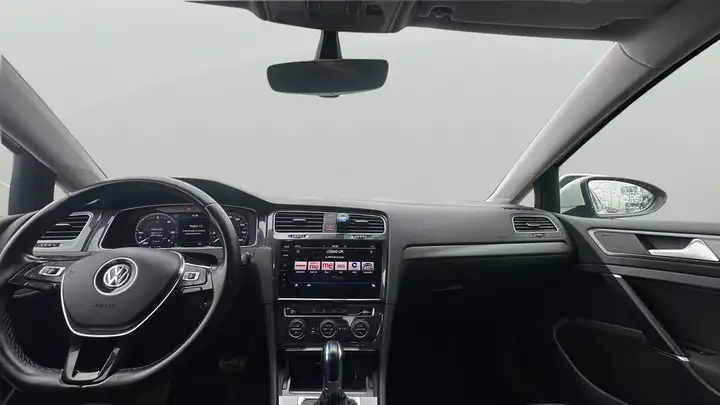 Volkswagen Golf VII e-Golf ePower (2017) 2018, foto 15