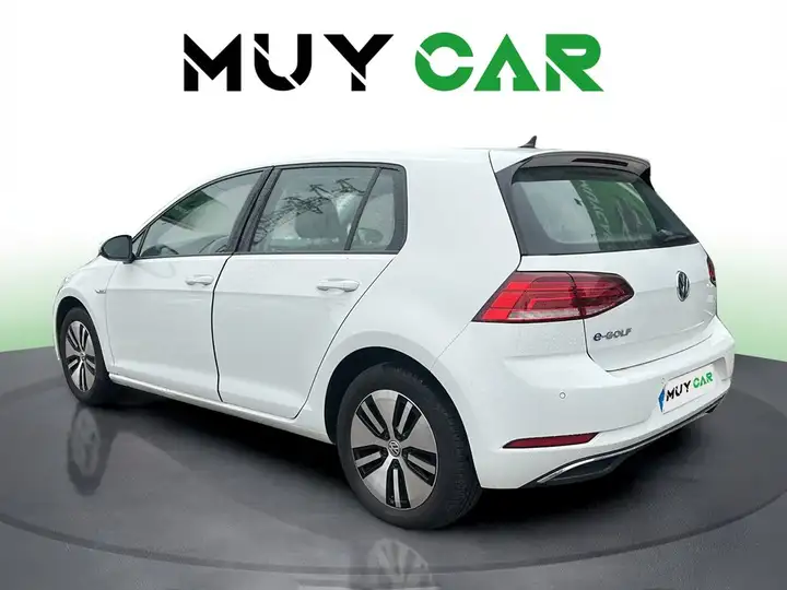 Volkswagen Golf VII e-Golf ePower (2017) 2018, foto 5