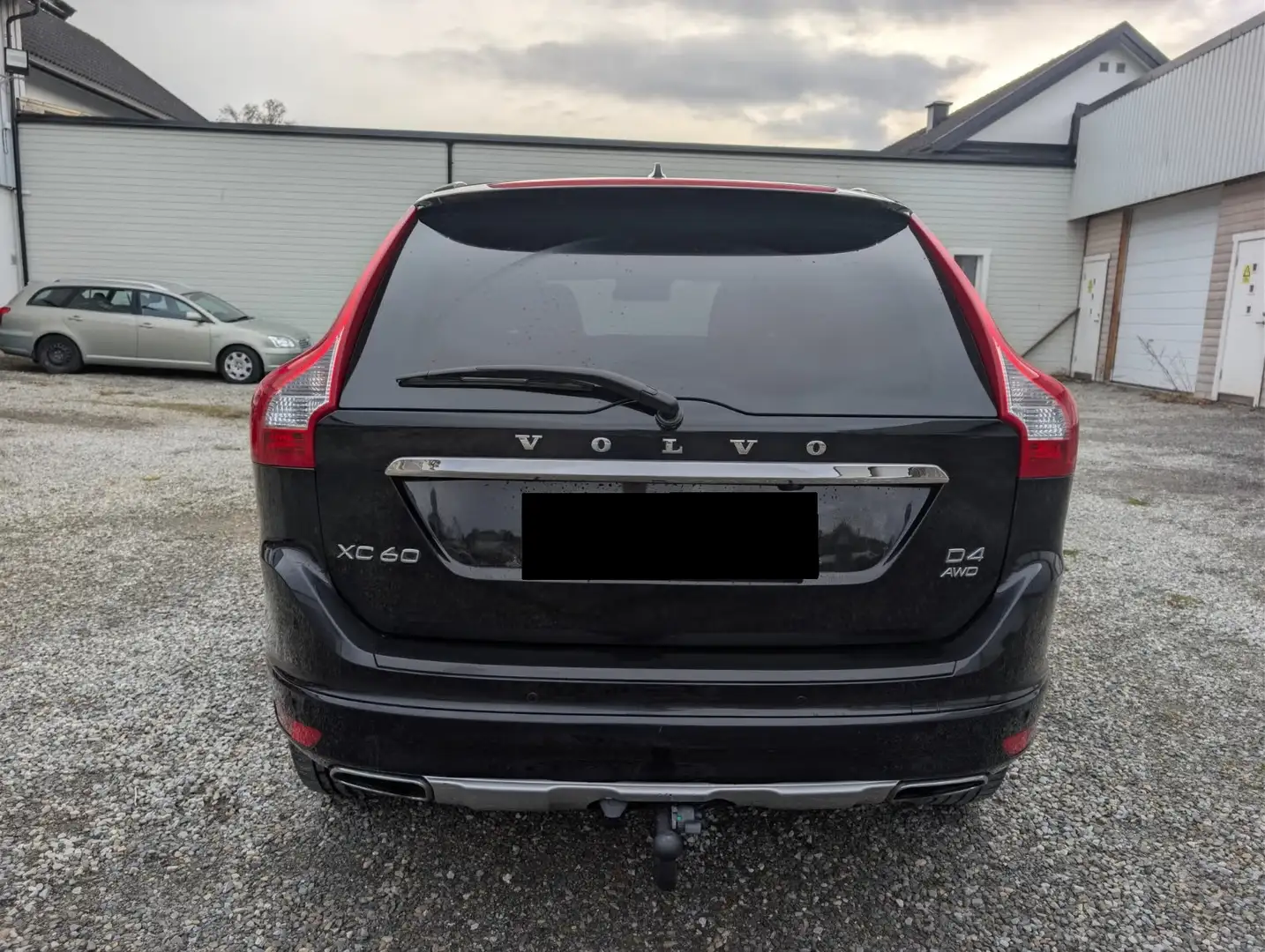 Volvo XC60 XC60 2.4 D4 4WD Ocean Race Geartronic Noir - 2