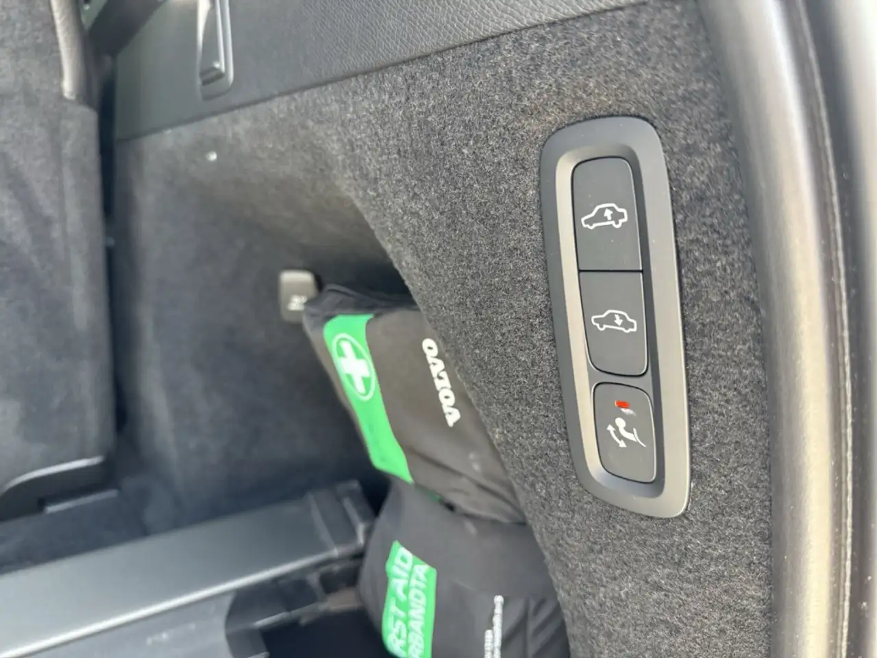 Volvo XC90 Ultimate Dark Plug-In Hybrid AWD 7-Sitzer HUD AD S, миниатюра 16