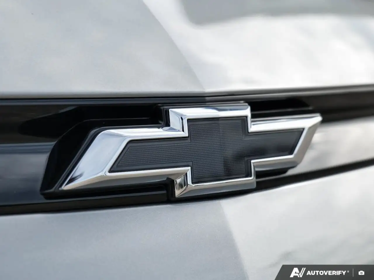 Chevrolet Bolt photo Chevrolet Bolt