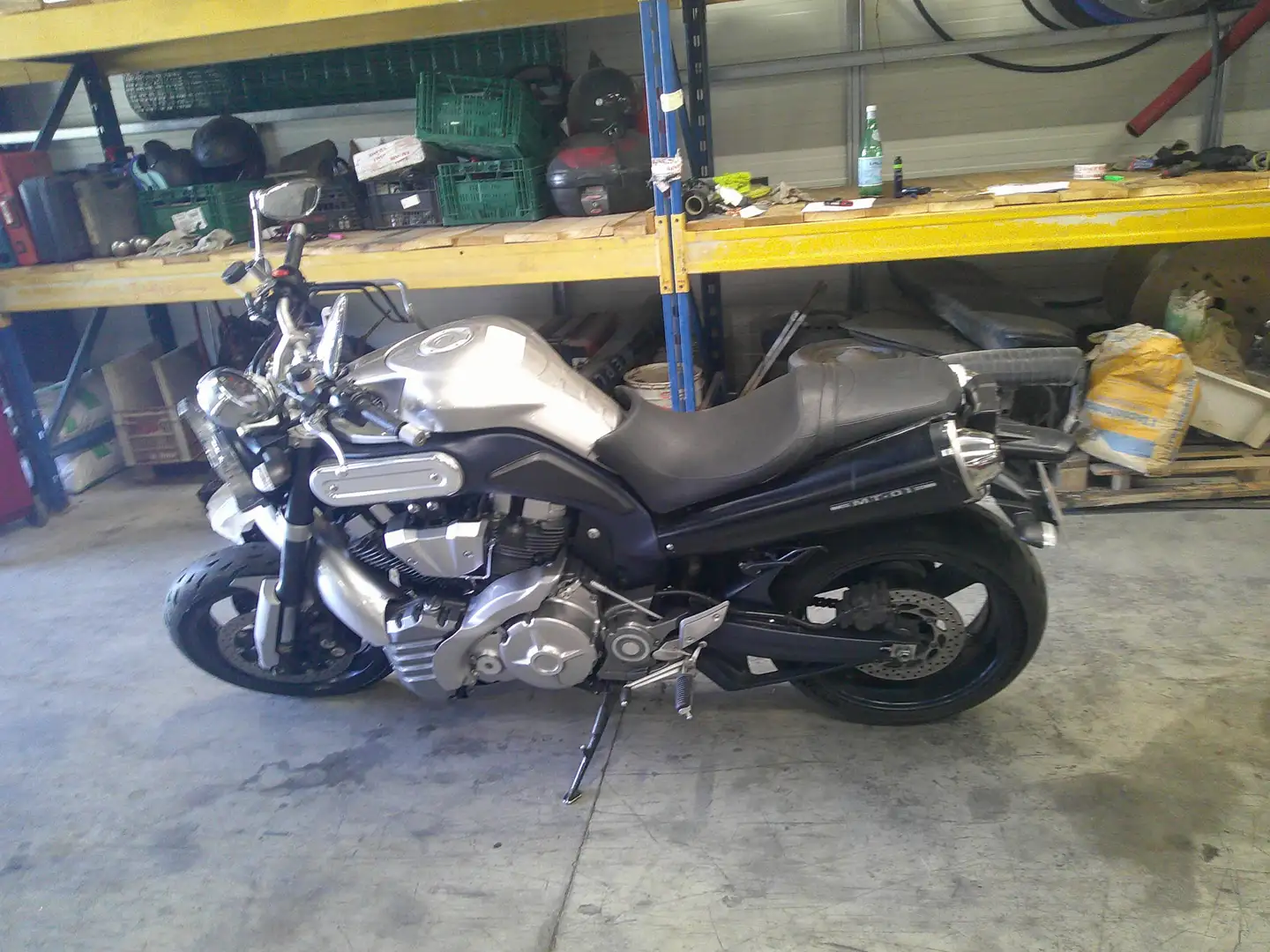 Yamaha MT-01 - 1