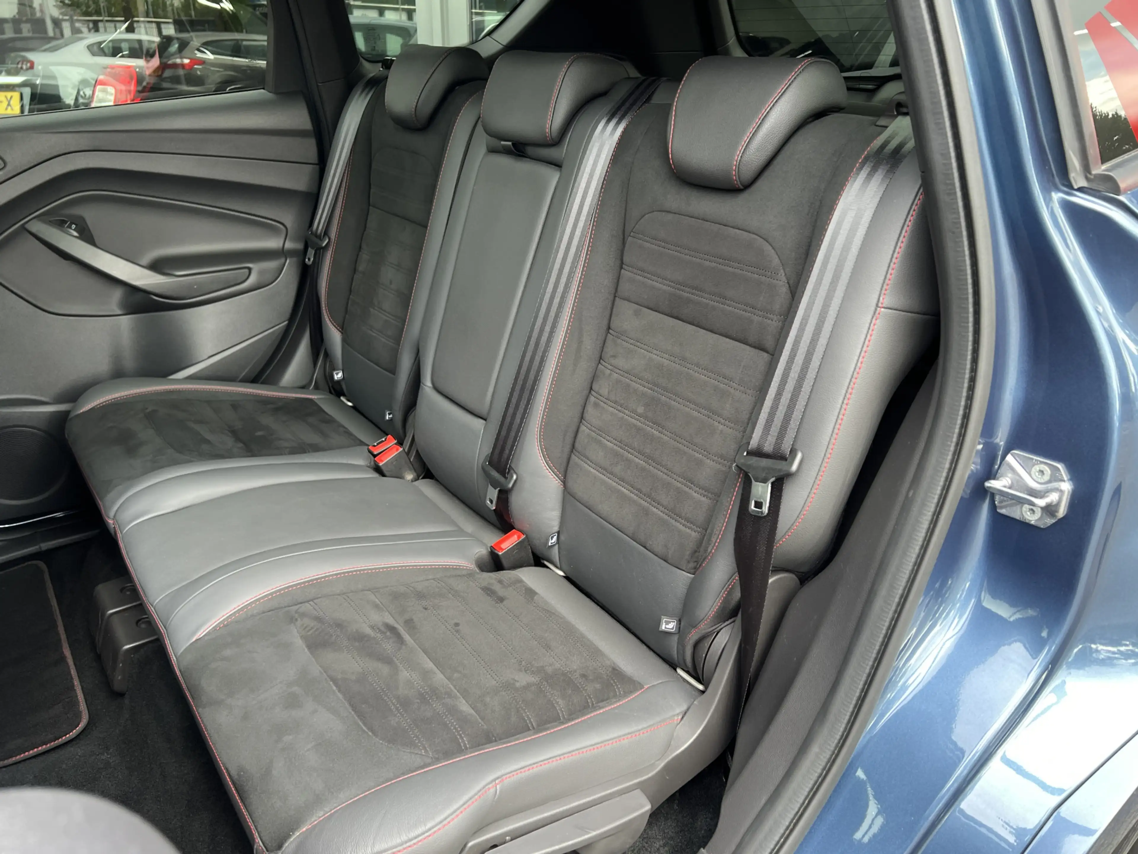 Ford Kuga 1.5 EcoBoost ST Line | Navigatie | Camera | Pano | — photo 5