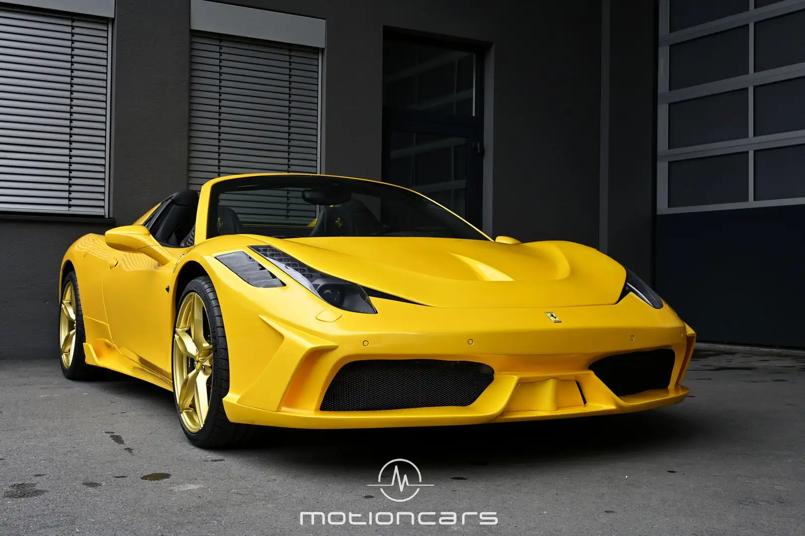 Ferrari 458 Aperta Spider EXP € 234.980,- Geel - 1