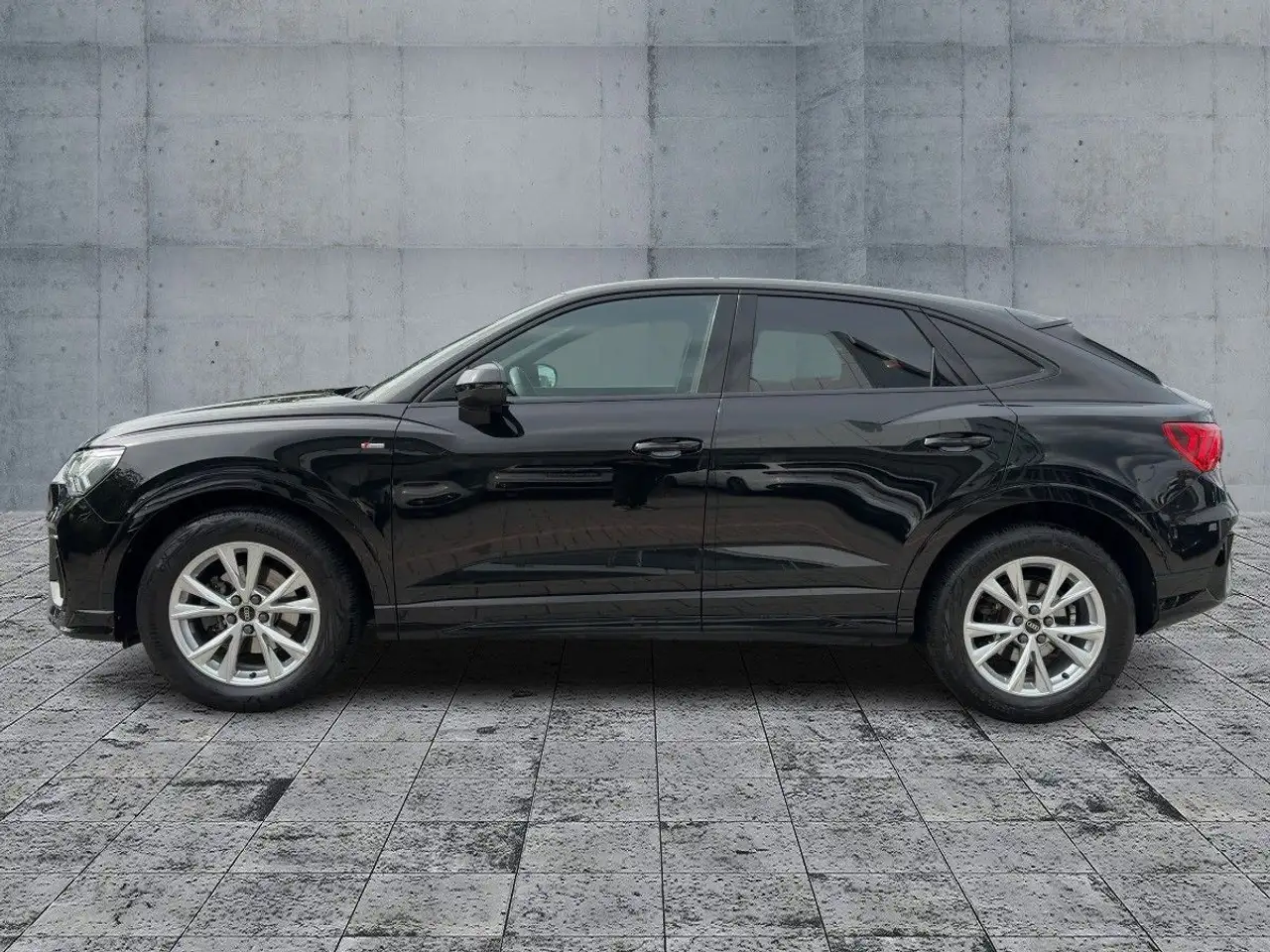Audi Q3 35 TFSI S-TR S-LINE LED+RFK+ACC+AHK, миниатюра 4