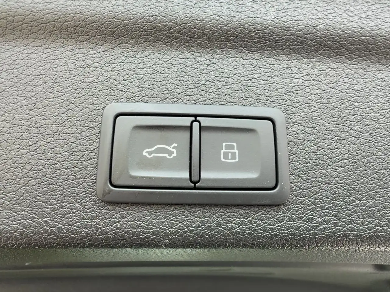 Audi Q3 35 TFSI S-TR S-LINE LED+RFK+ACC+AHK, миниатюра 15