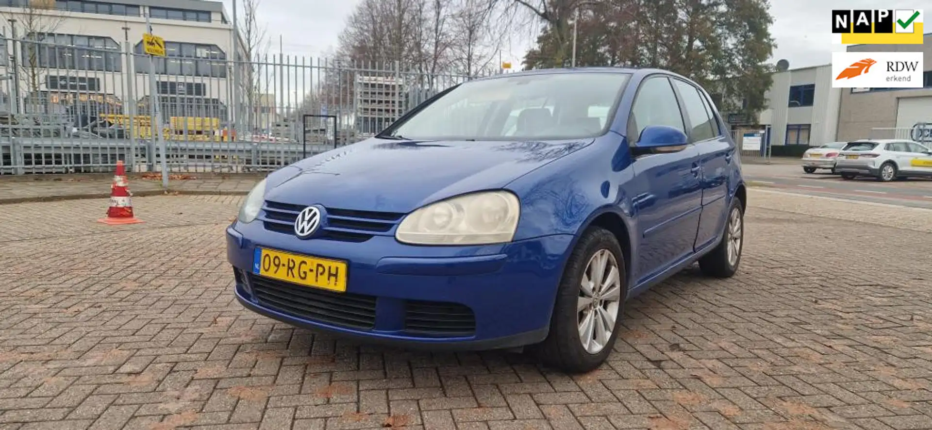 Volkswagen Golf 2.0 FSI Comfortline 4Motion Kék - 1