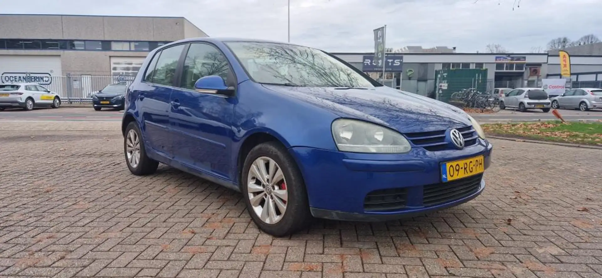 Volkswagen Golf 2.0 FSI Comfortline 4Motion Kék - 2
