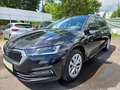 Skoda Octavia Schwarz - thumbnail 1