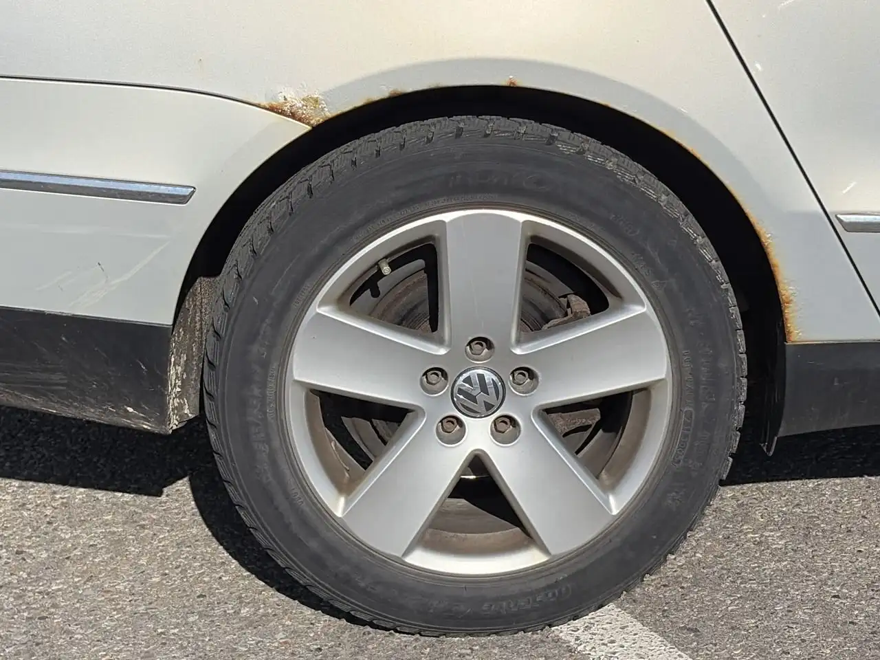 Volkswagen Passat снимка Volkswagen Passat