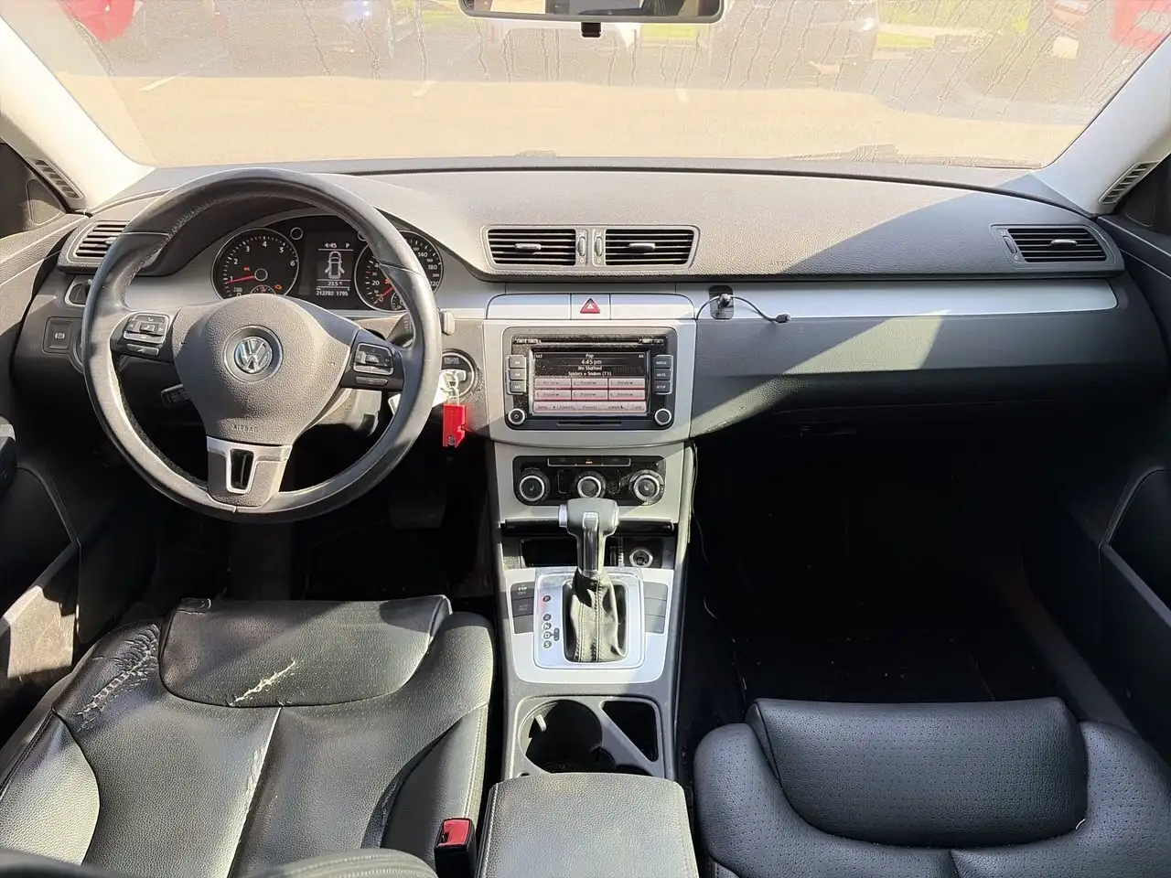 Volkswagen Passat снимка Volkswagen Passat