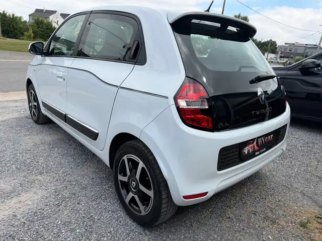 Renault Twingo view 3