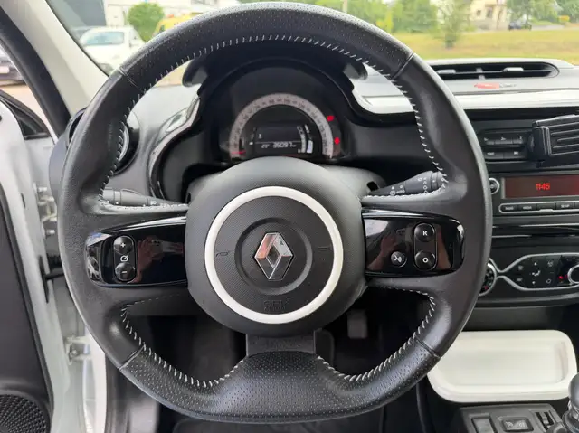 Renault Twingo view 12
