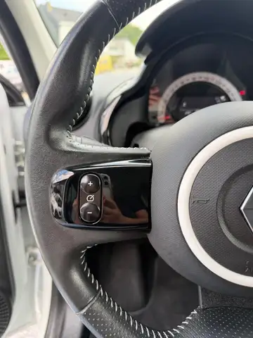 Renault Twingo view 13