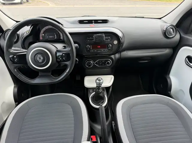 Renault Twingo view 6