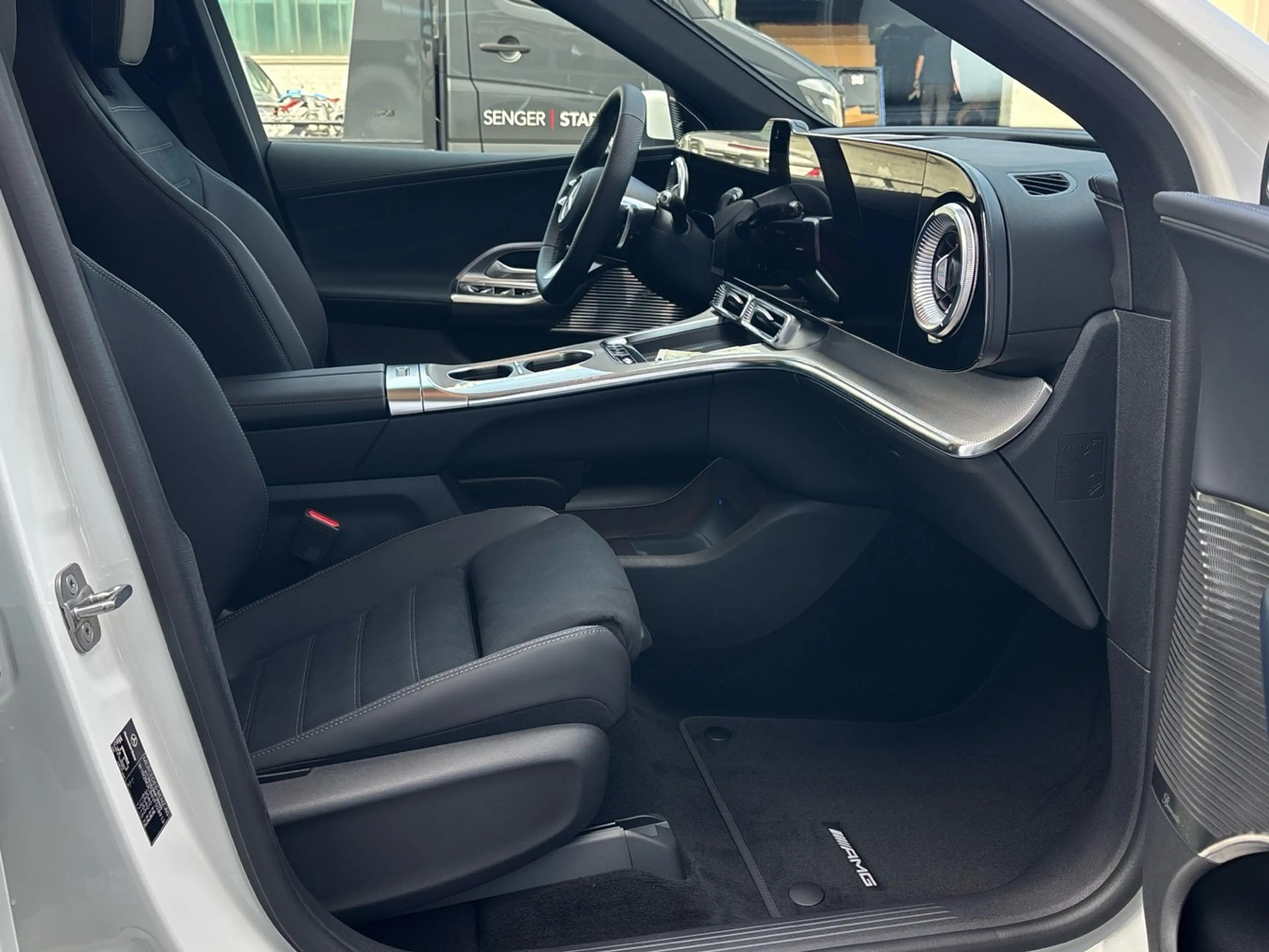 Mercedes-Benz GLC 400 4M AMG Premium Hyperscreen Burmester AHK — photo 13