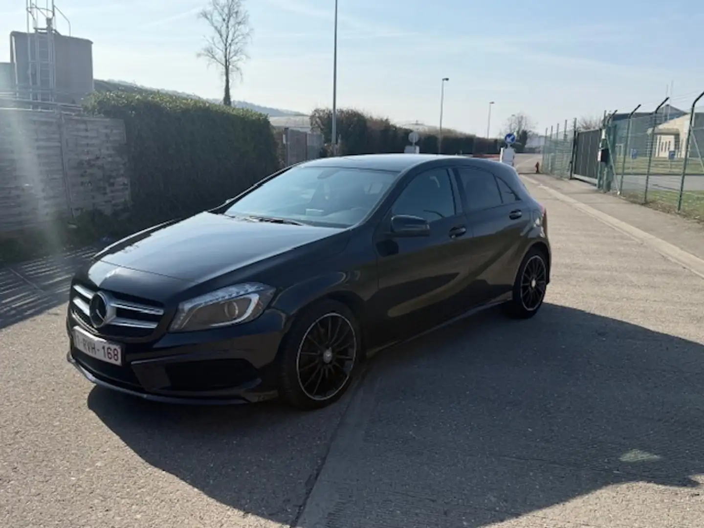 Mercedes-Benz A 200 A 200 d Noir - 1