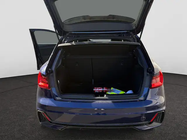 Audi A1 view 5