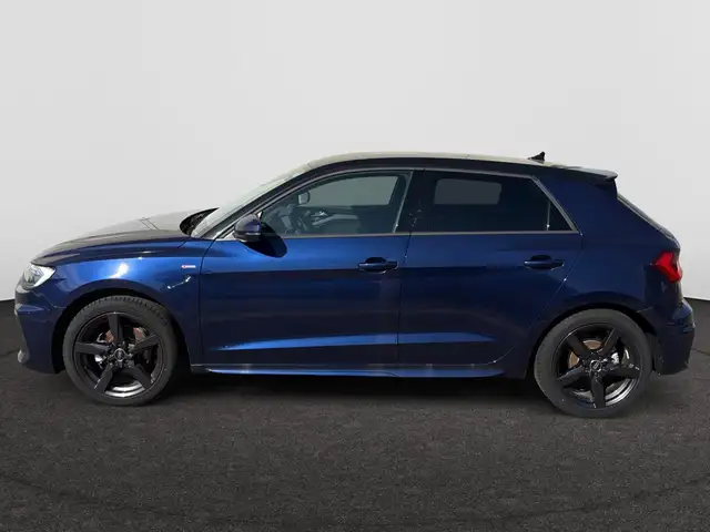 Audi A1 view 2