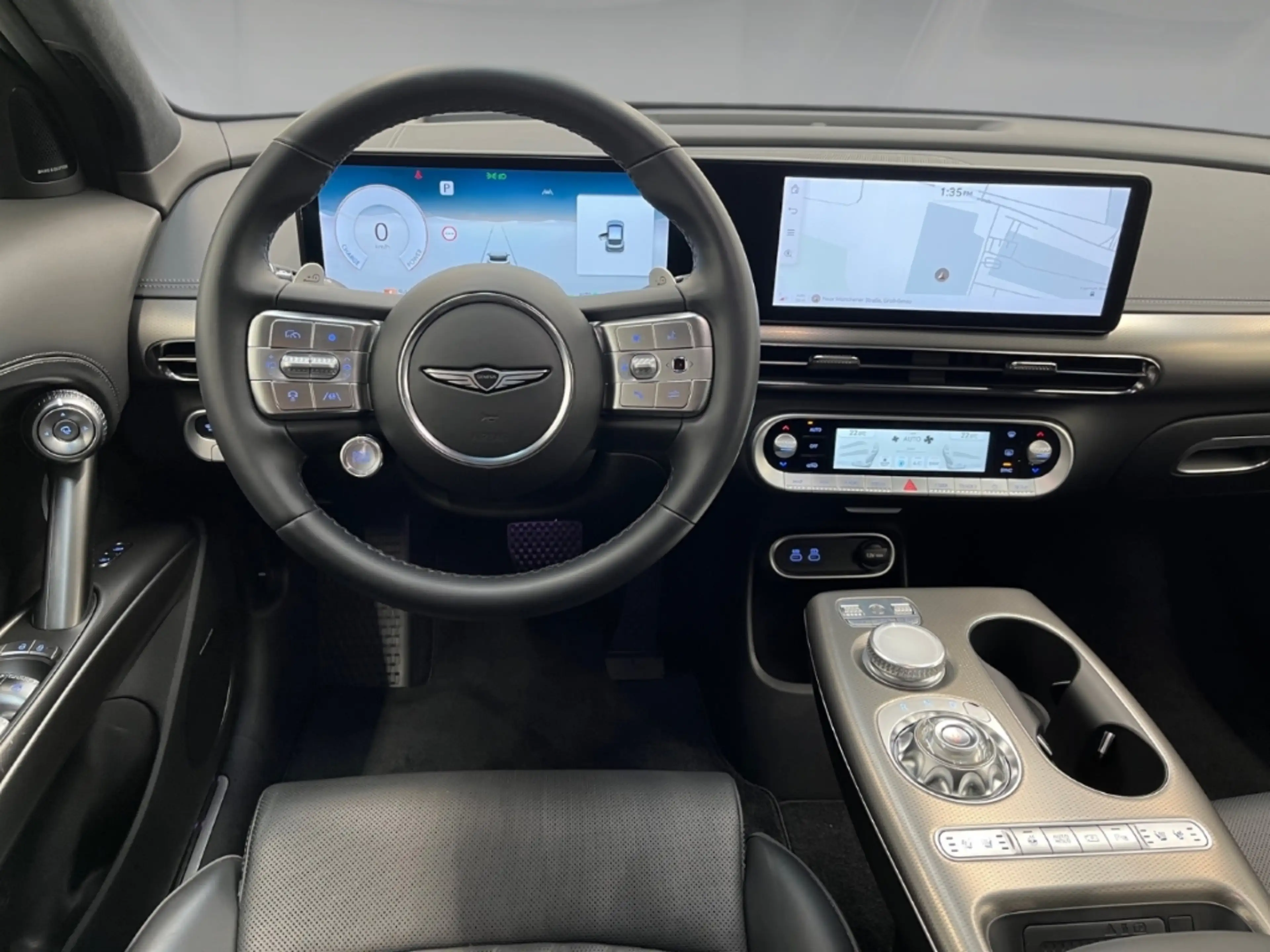 Genesis GV60 Sport Elektro 4WD Sportpaket Panorama Memory Sitze — photo 11